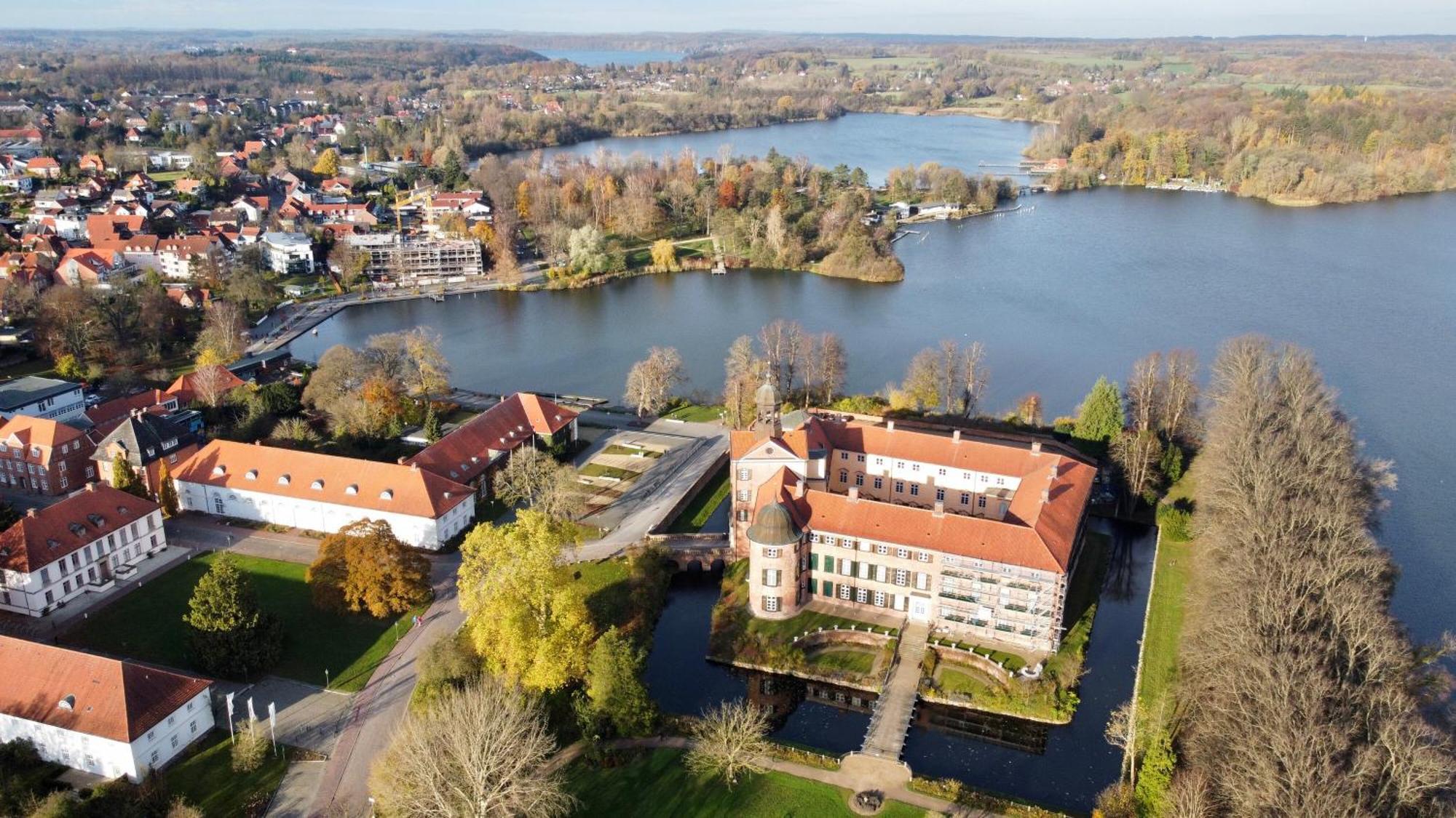 Mitten Im Gruenen - Apartment Mit Wohlfuehlcharakter In Stadtrandlage Ойтин  Экстерьер фото